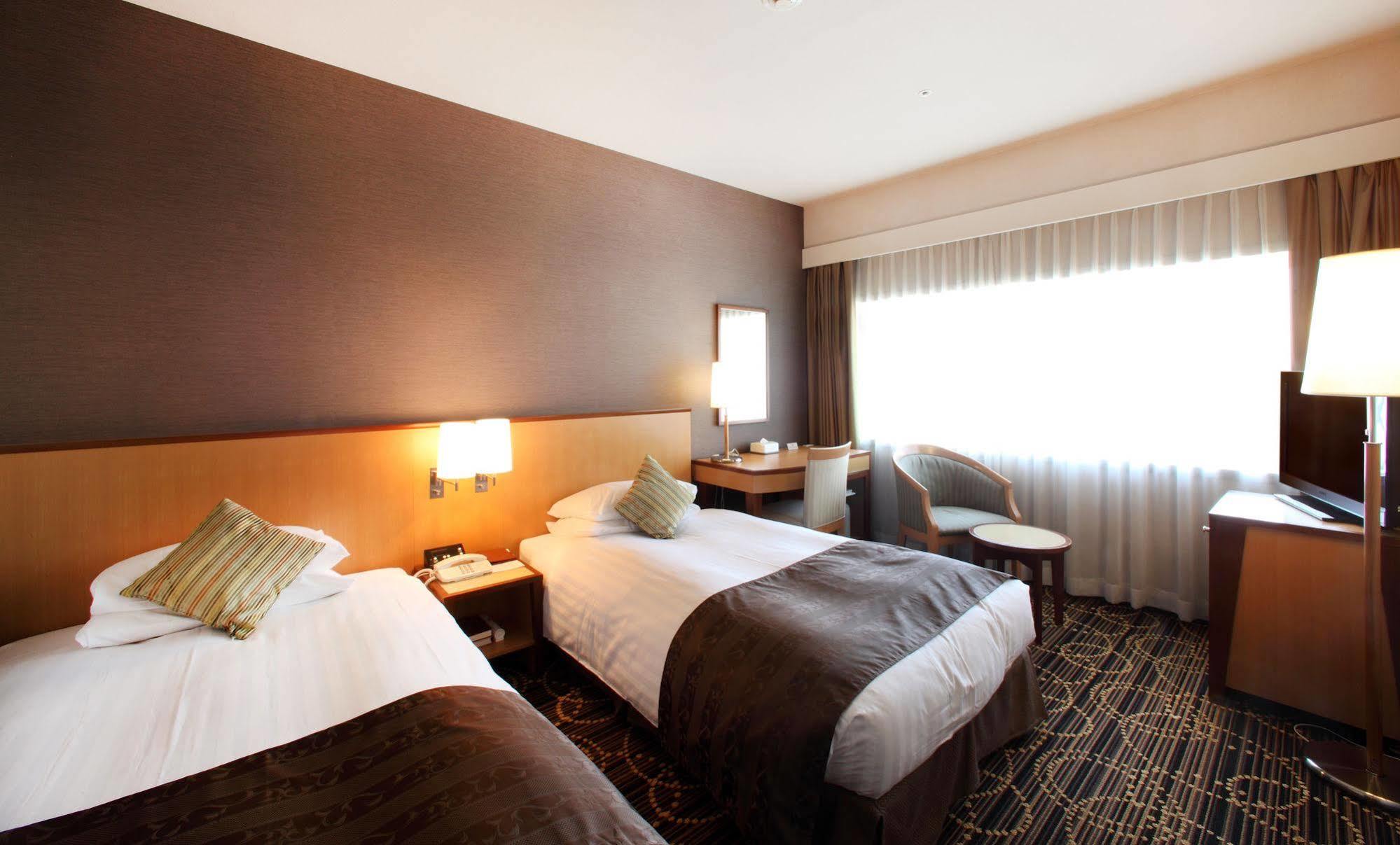 Kkr Hotel Tokyo Exterior photo